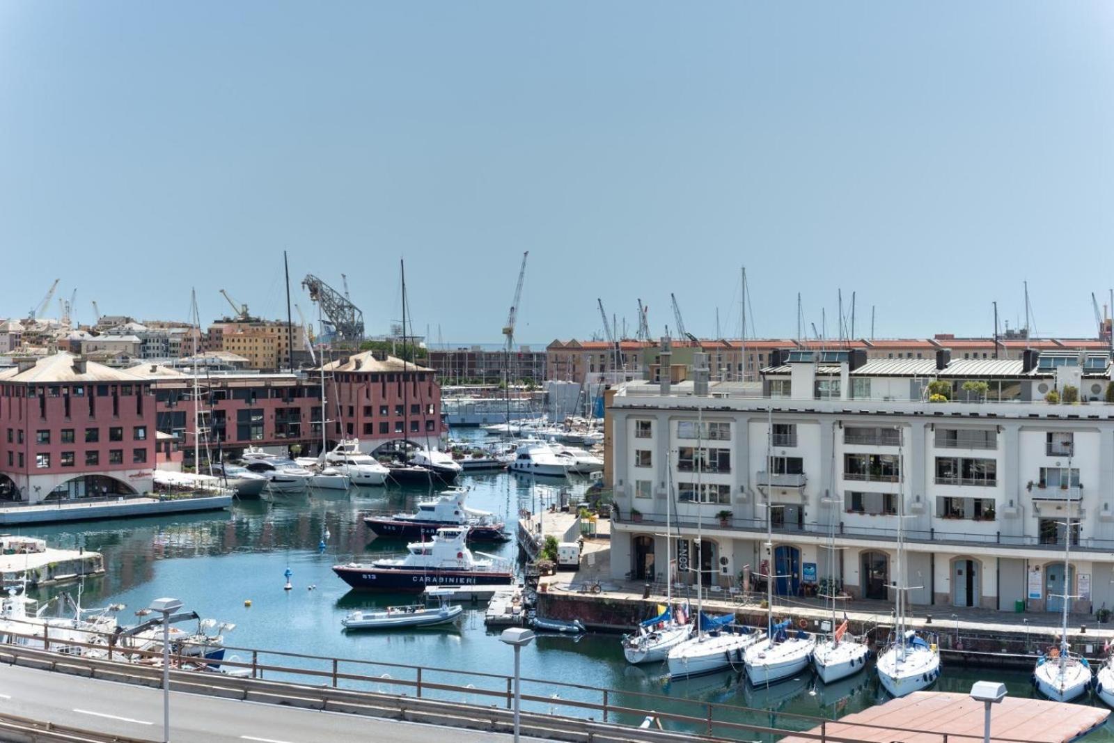 Port View Hotell Genova Eksteriør bilde