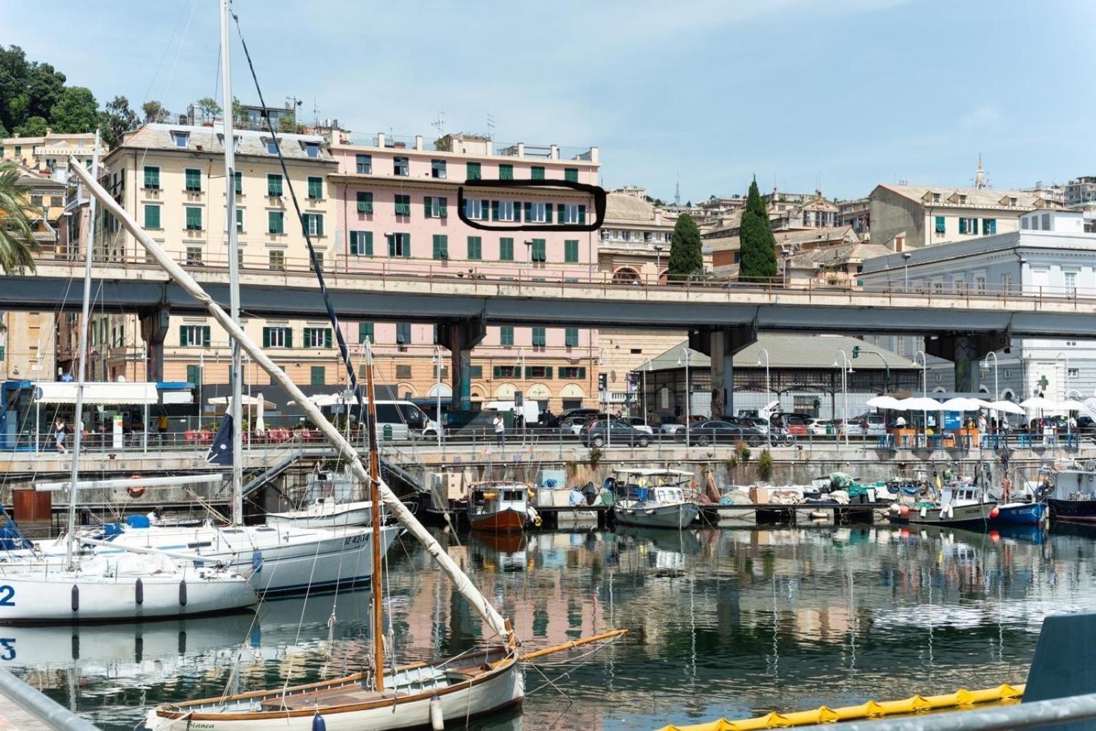 Port View Hotell Genova Eksteriør bilde