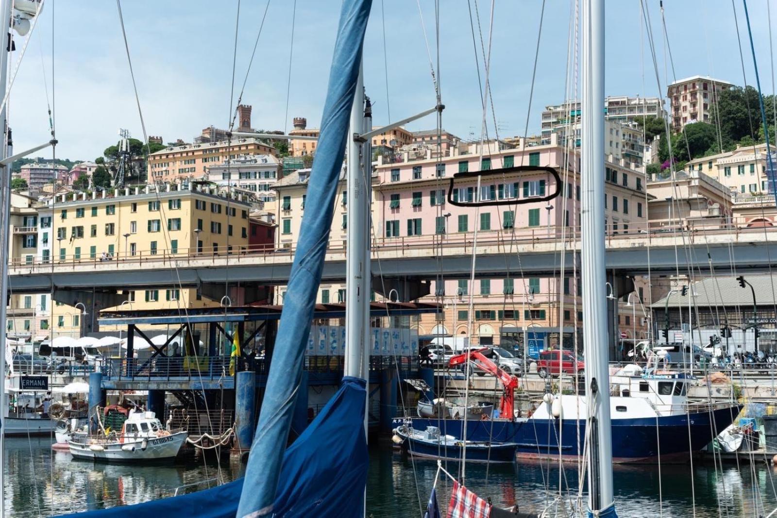 Port View Hotell Genova Eksteriør bilde