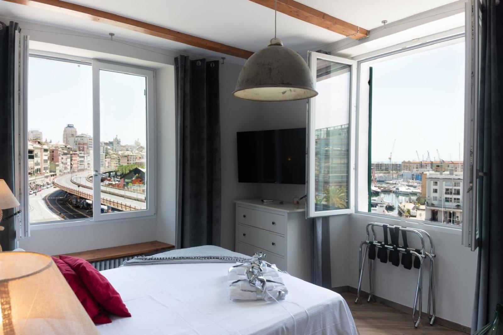 Port View Hotell Genova Eksteriør bilde